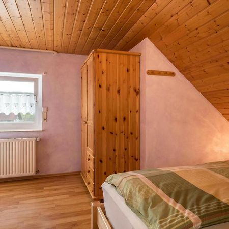 Апартаменты Zapfs Bauernhof Stiefmuetterchen Тетнанг Экстерьер фото