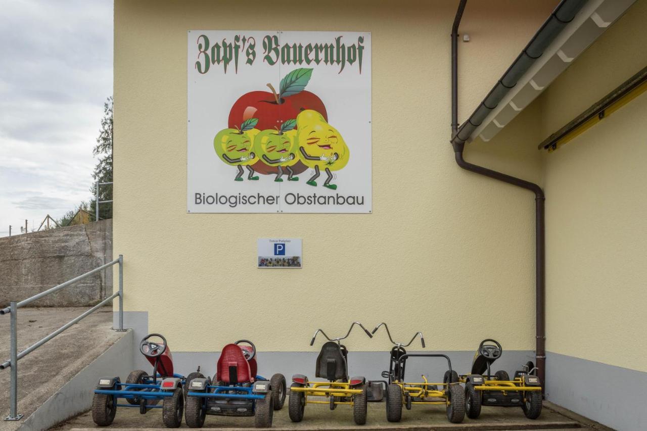 Апартаменты Zapfs Bauernhof Stiefmuetterchen Тетнанг Экстерьер фото